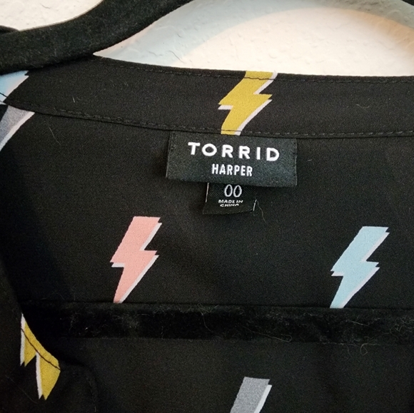 Torrid Harper style blouse lightning bolt Size 00/ Large - Picture 6 of 7